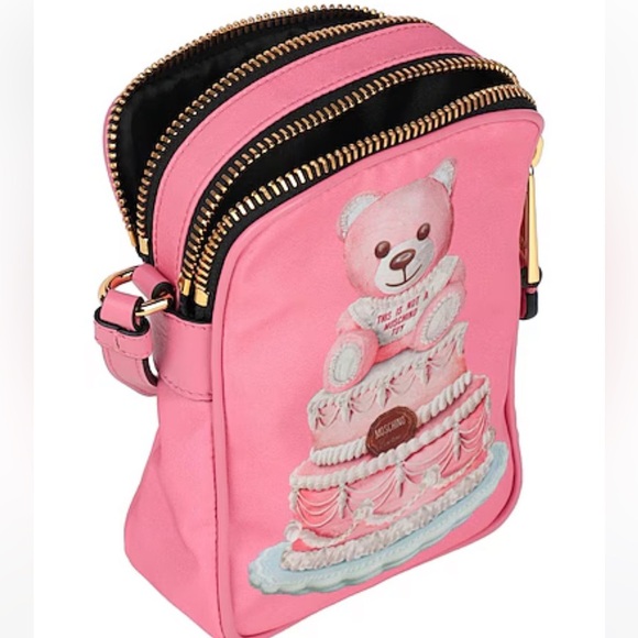 NWT in dust bag MOSCHINO
Bear this is not a toy CROSS-BODY BAG in pink - Picture 2 of 4